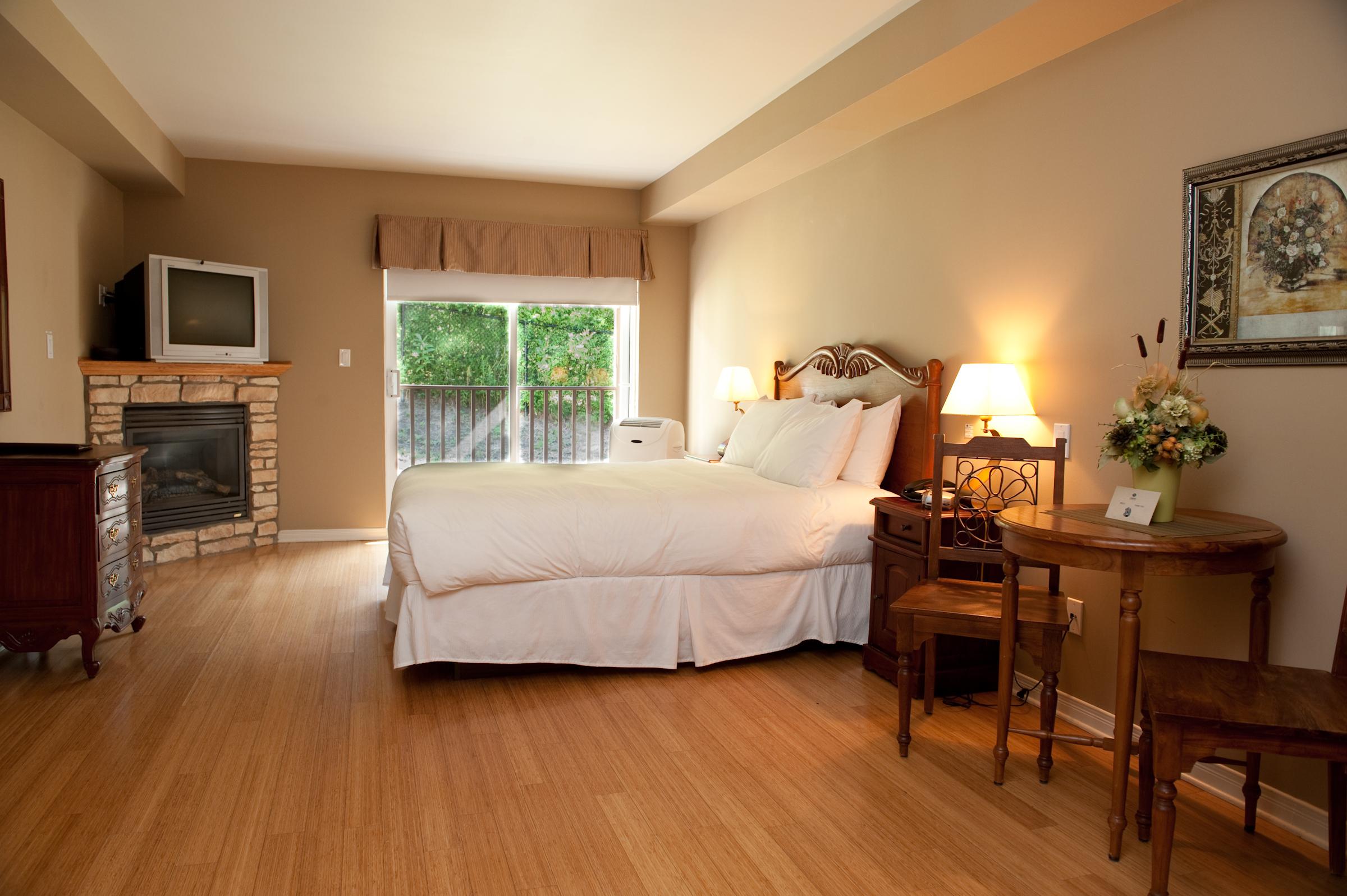 Hotel St-Sauveur Saint-Sauveur-des-Monts Екстериор снимка
