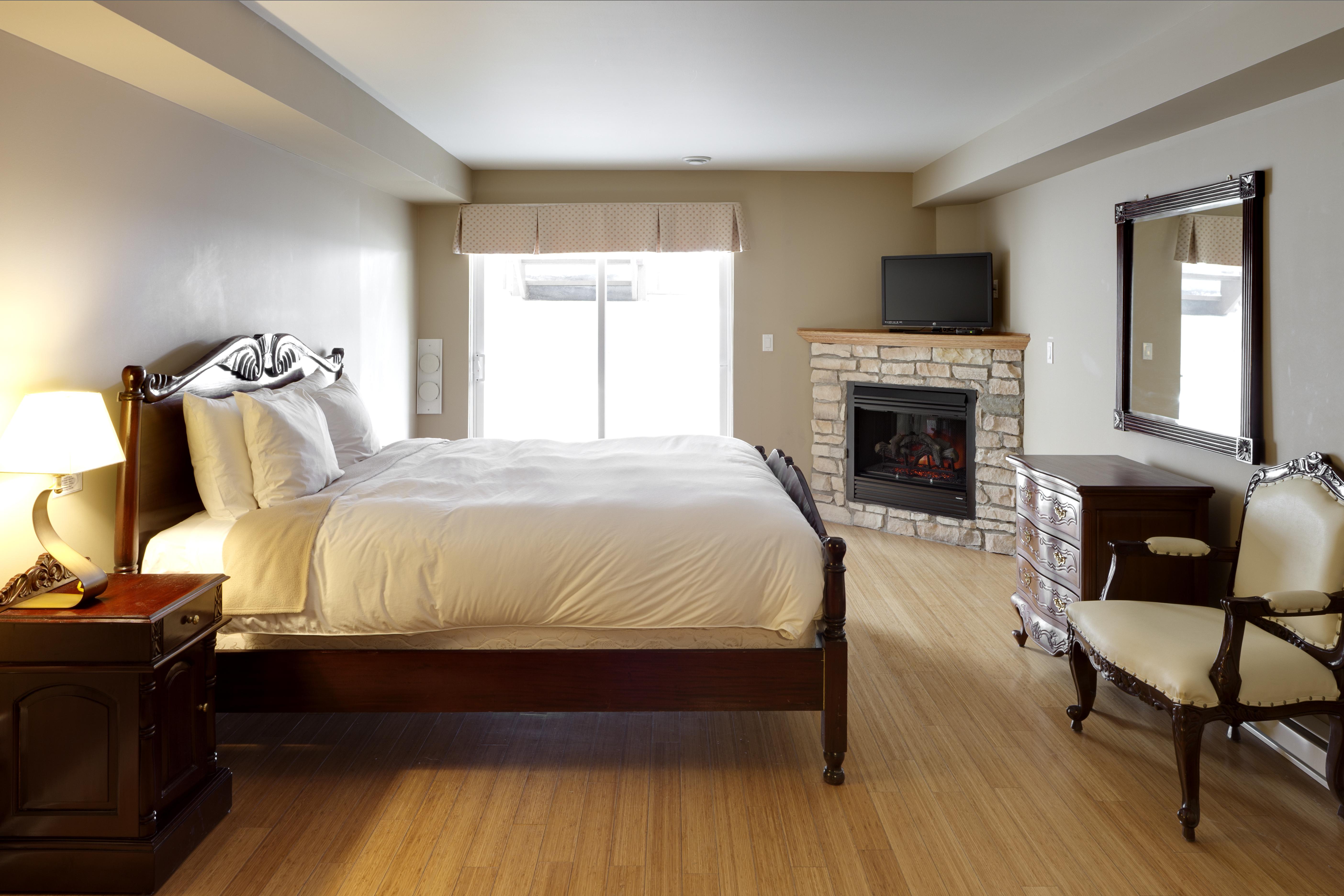 Hotel St-Sauveur Saint-Sauveur-des-Monts Екстериор снимка
