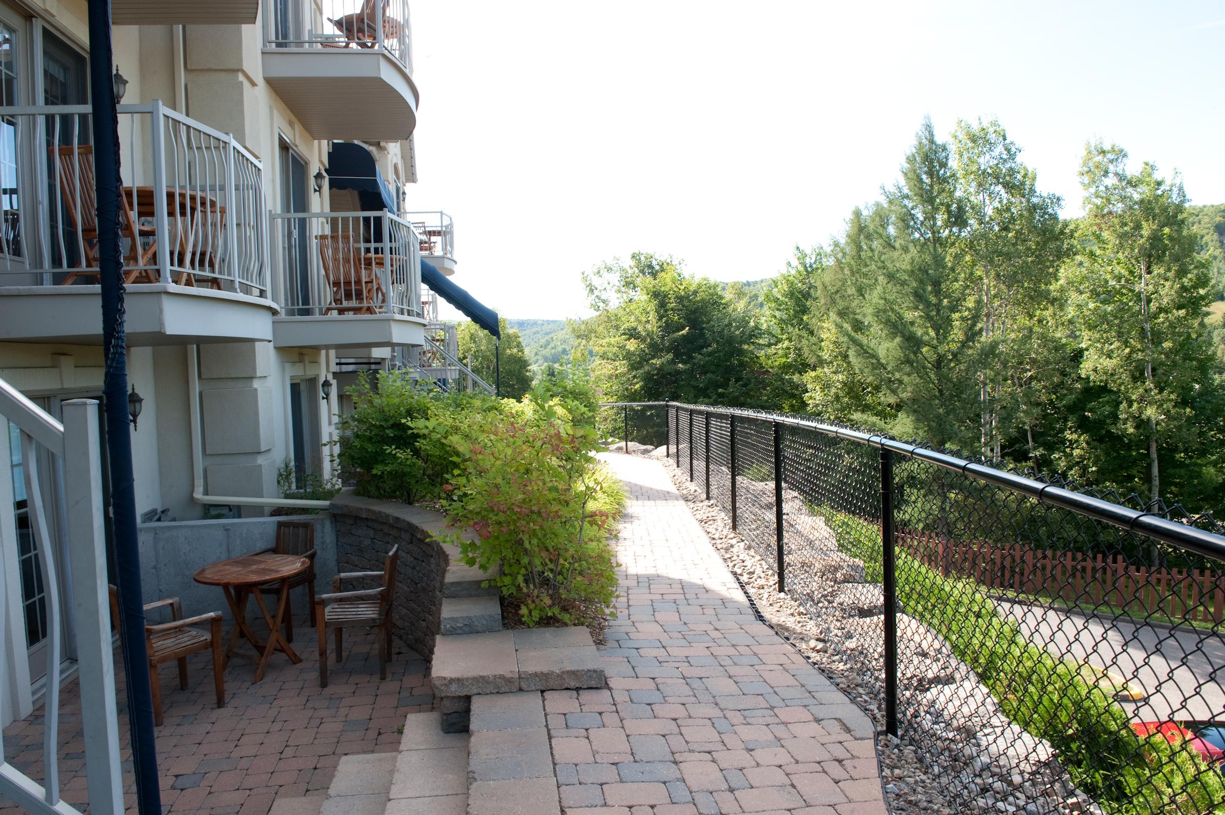 Hotel St-Sauveur Saint-Sauveur-des-Monts Екстериор снимка