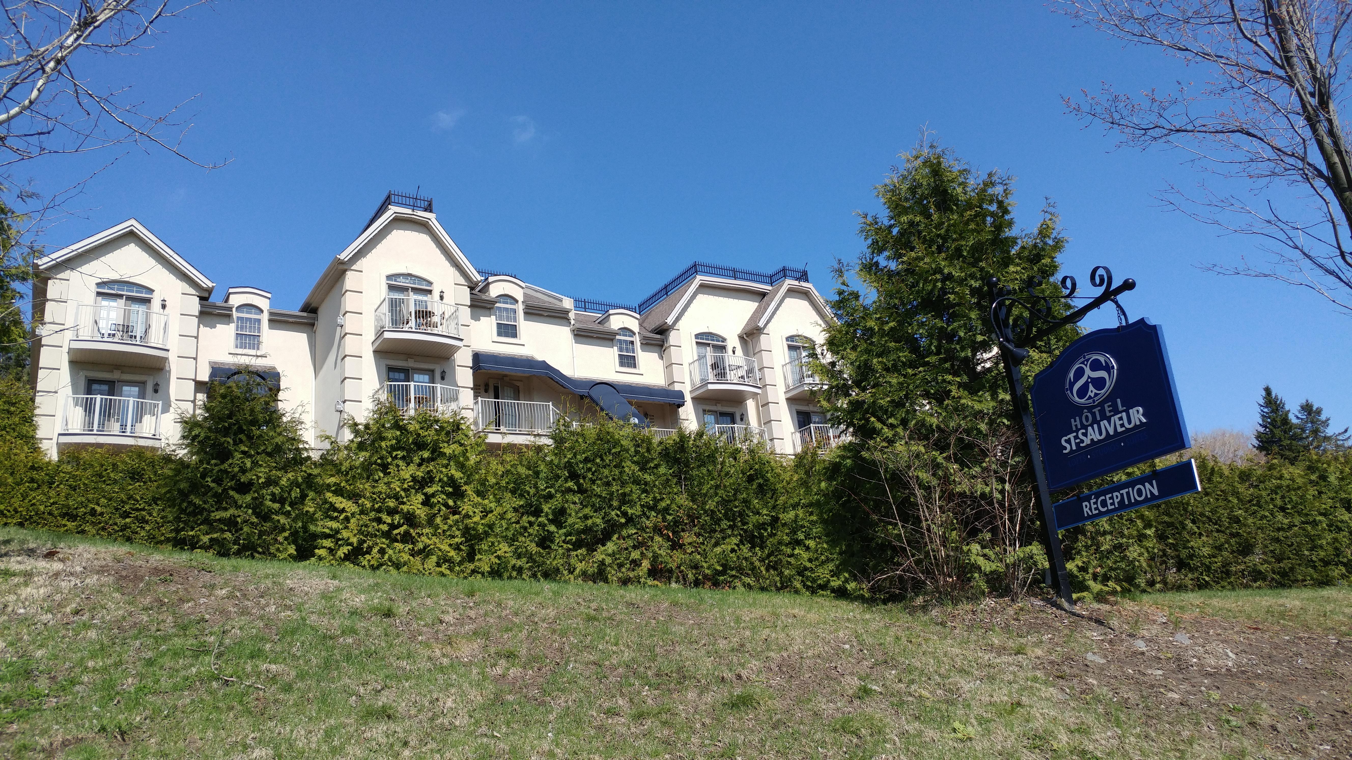 Hotel St-Sauveur Saint-Sauveur-des-Monts Екстериор снимка