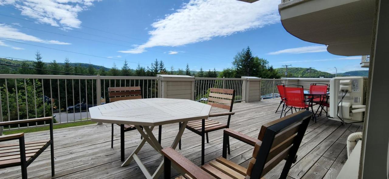 Hotel St-Sauveur Saint-Sauveur-des-Monts Екстериор снимка