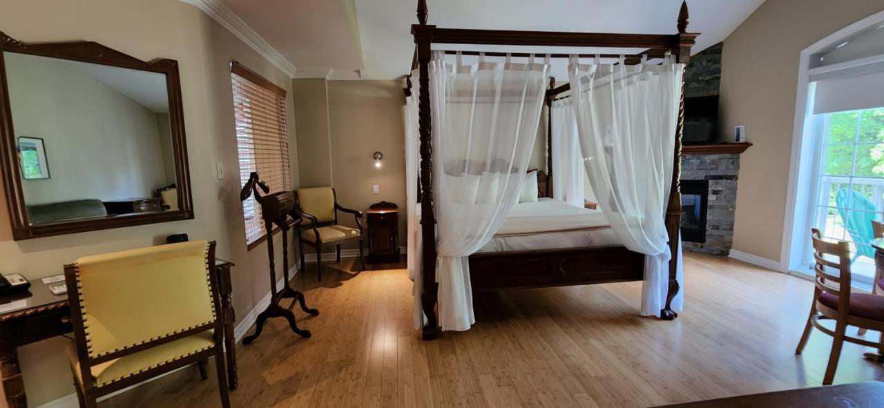 Hotel St-Sauveur Saint-Sauveur-des-Monts Екстериор снимка