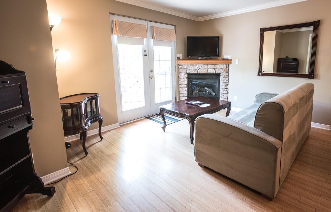 Hotel St-Sauveur Saint-Sauveur-des-Monts Екстериор снимка